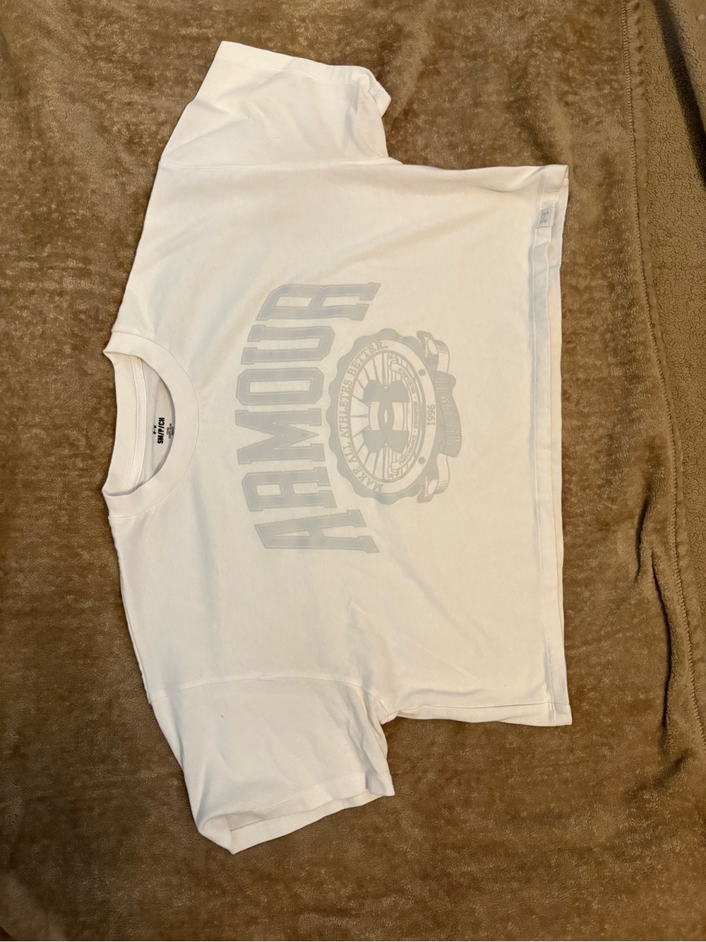Under Armour Cropped White Short Sleeve Logo Tee